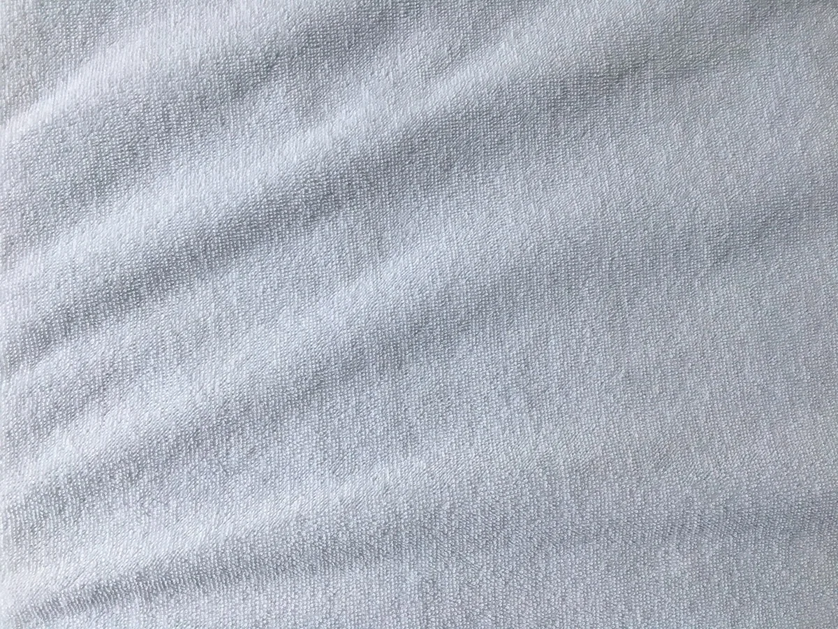 SureGuardMattressProtectorReviewUpClose