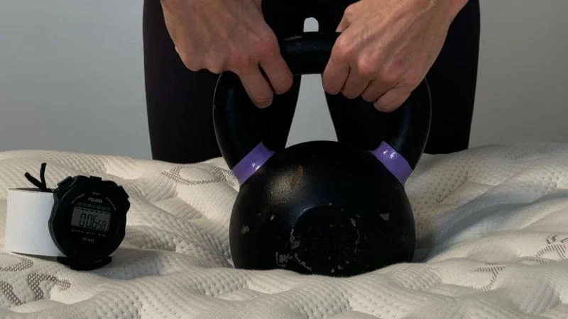 Kettlebell Response test on the Saatva Loom & Leaf Mattress