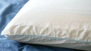 Best Tempur-Pedic pillow for hot sleepers- tempur-cloud breeze dual cooling