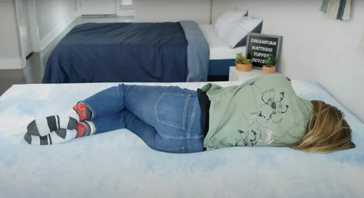 dreamfoam mattress topper back sleeping dreamfoam mattress topper back sleeping