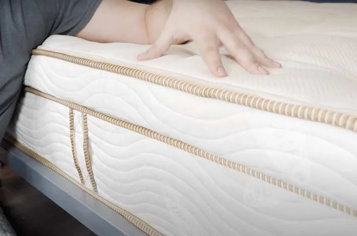 Saatva Latex Hybrid - Construction Saatva Latex Hybrid - Construction