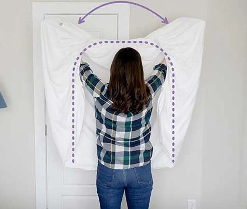 fold a fitted sheet feature