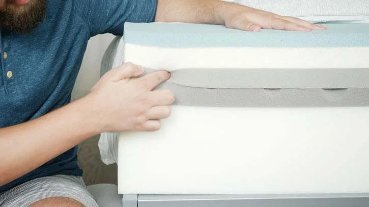 Casper Wave mattress construction and foam layers Casper Wave mattress construction and foam layers