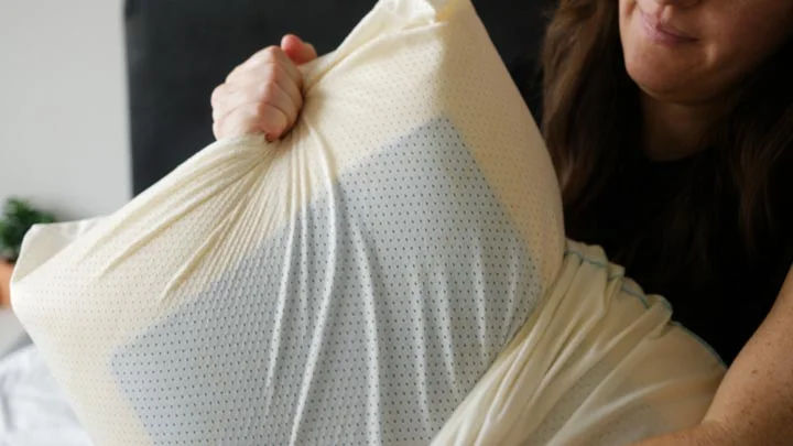 tempur cloud breeze dual cooling pillow roundup