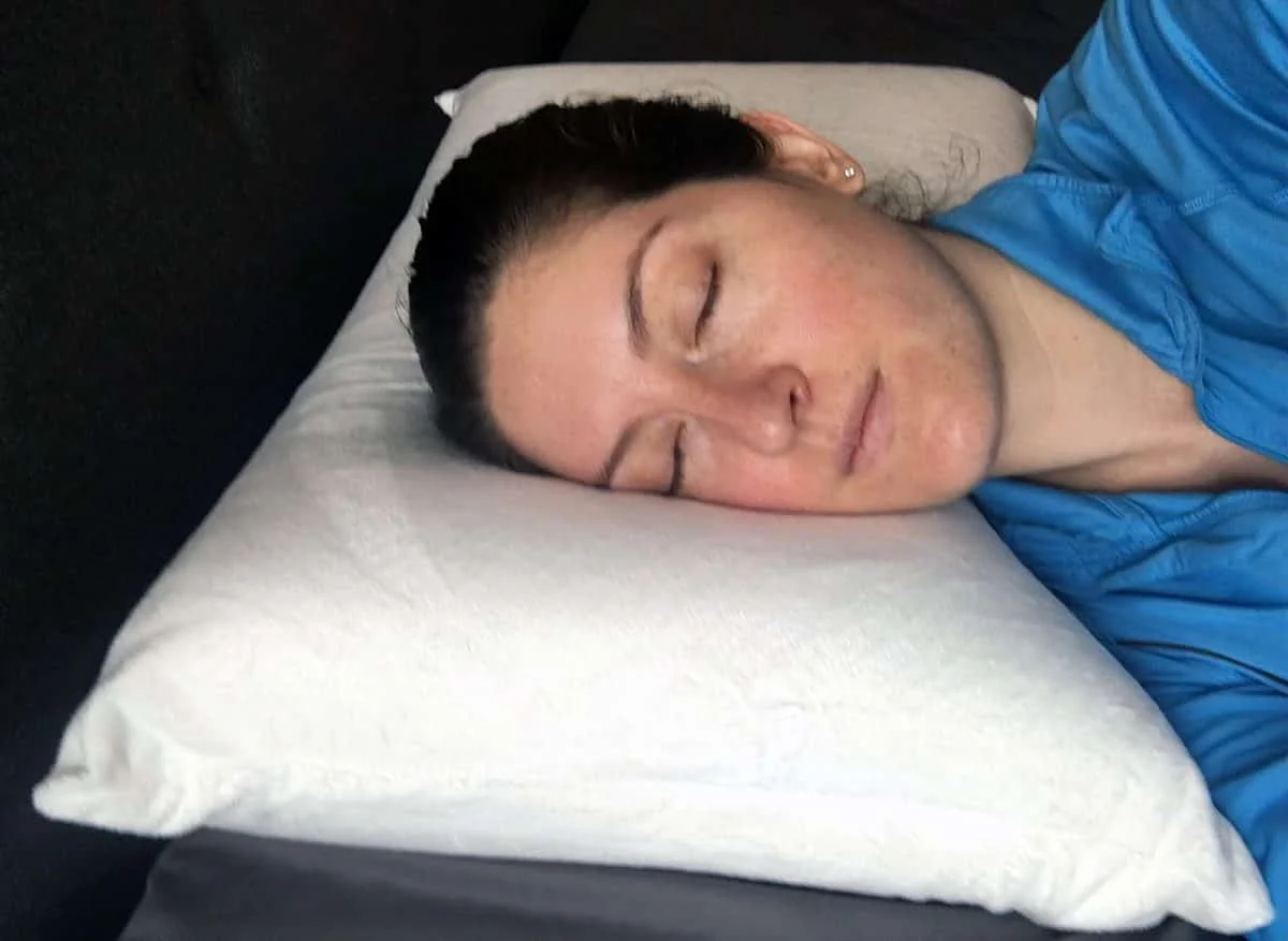 Classic Brands Conforma Memory Foam Pillow Review