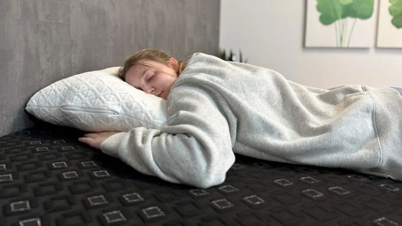 Stomach sleeping on the Helix ComfortAdjust Cooling Pillow