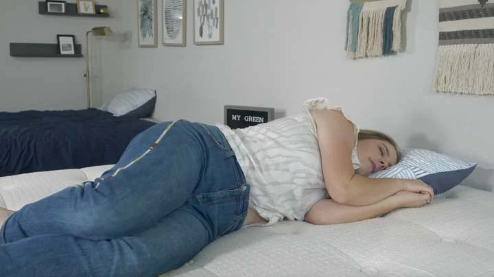 My Green Mattress - side sleeping My Green Mattress - side sleeping