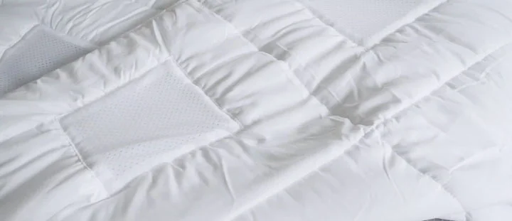 ClimaBalance Down Alternative Comforter Review โ How Cool Does It Sleep?
