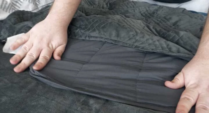 Hush Weighted Blanket Construction Hush Weighted Blanket Construction