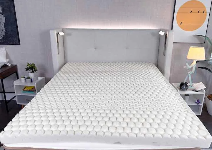 MOLECULE Copperwell Mattress Topper