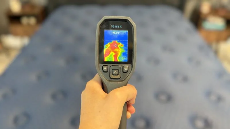 Thermal imaging of the Brooklyn Bedding Aurora Luxe Mattress after being rested on