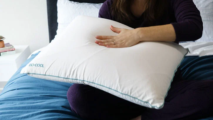 Iso-Cool Traditional Shaped Foam Pillow Review Splendorest Iso-Cool Traditional Pillow