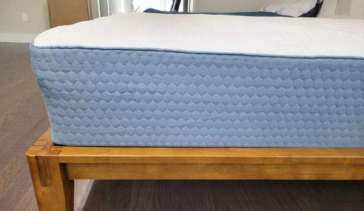 A side shot of the Molecule Hybrid A side shot of the Molecule Hybrid