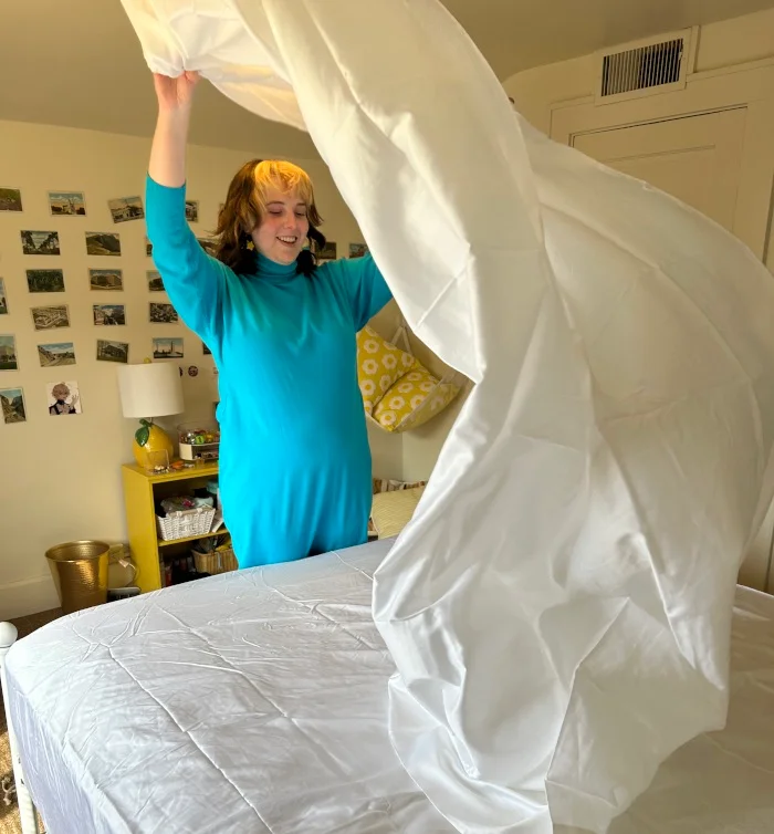 Silk & Snow Egyptian Cotton Sheets being whipped