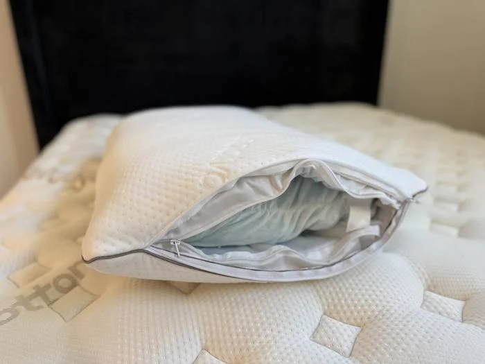 Inside the inner cover of the Saatva Graphite Memory Foam Pillow