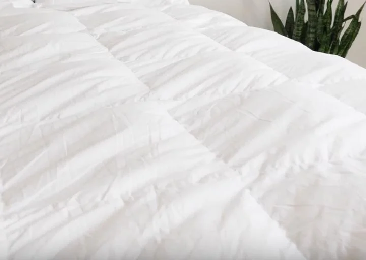 Snowman Down Comforter Review - Like Sleeping Under A Cloud? Snowman Down Comforter