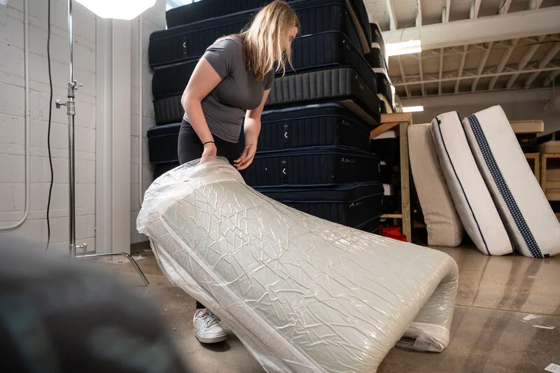 Unboxing the Tuft and Needle Original mattress