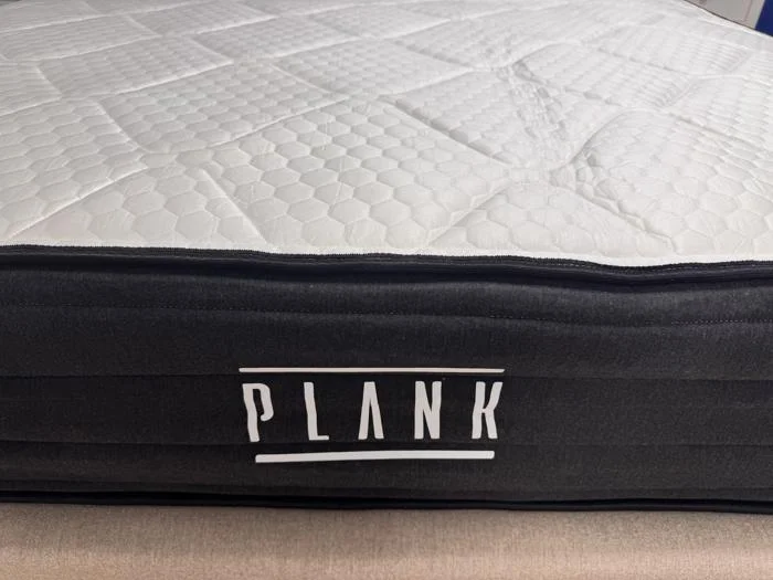 Logo on the Plank Firm Luxe Mattress