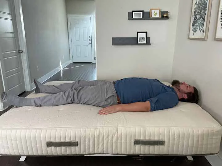 Avocado Eco Organic - back sleeping