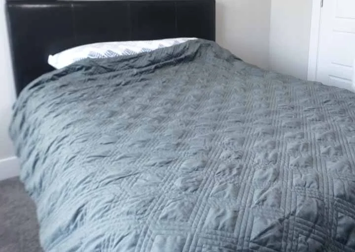 Hush Weighted Blanket Review - Calming for Couples? Hush Weighted Blanket