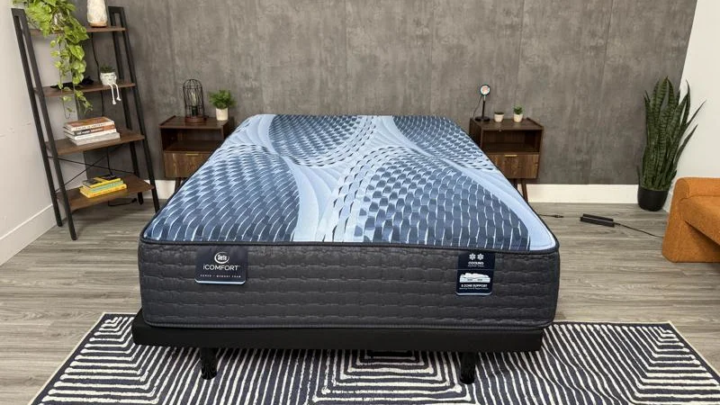 Front view of the Serta iComfort Aspire Mattress