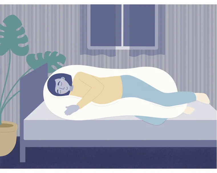pregnant woman sleeping with full body pillow pregnant woman sleeping with full body pillow