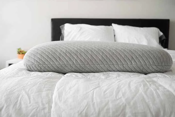 Leesa Pillow Review - Avena foam core
