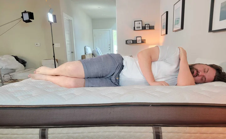 Helix Midnight Elite - Side Sleeping